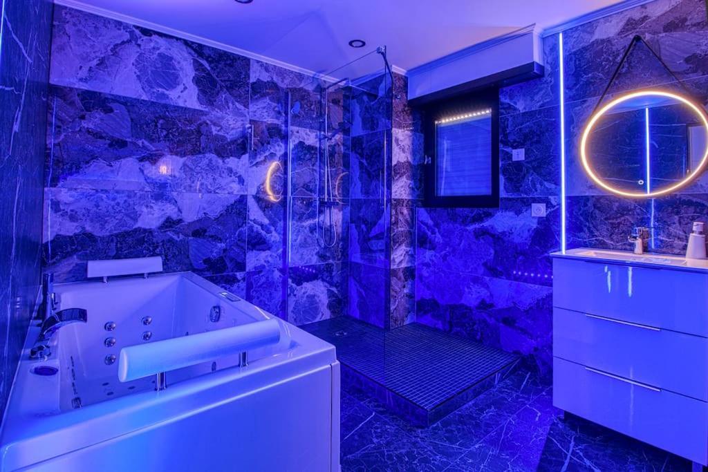 Appart Hotel Avec Sauna, Jacuzzi, สตราสบูร์ก ภายนอก รูปภาพ